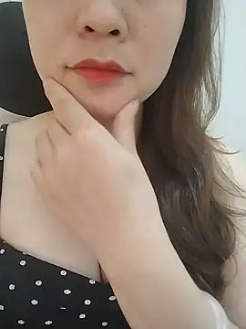 Snapshot of Girl_Shy2000 chatting on May 17, 3:59 am Girl Shy2000 online show from May 17, 3:59 am