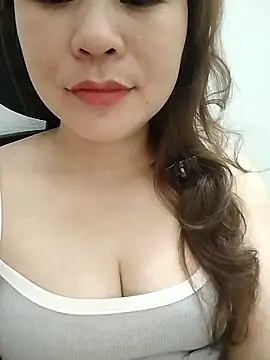 Snapshot of Girl_Shy2000 chatting on May 27, 12:57 pm Girl Shy2000 online show from May 27, 12:57 pm