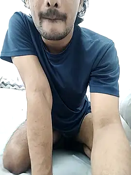 Ilhaamgrey online show from February 5, 9:36 am