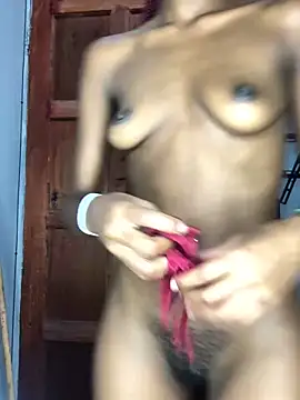 Caramel102004 online show from March 20, 10:03 pm