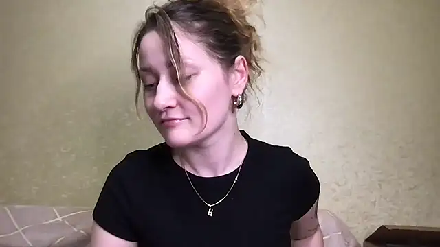 Veyriona online show from November 14, 5:33 pm