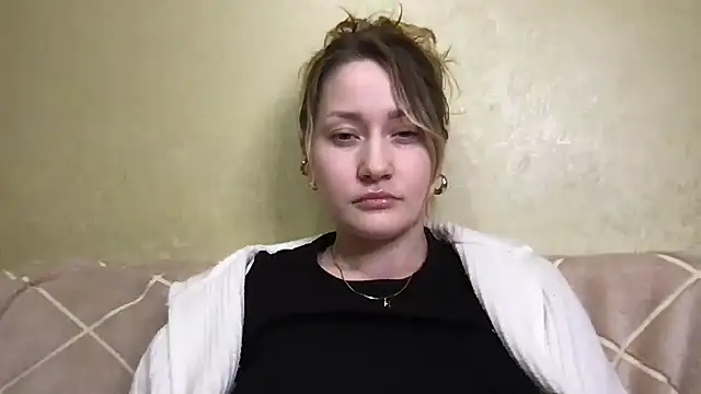 Veyriona online show from November 16, 3:28 pm
