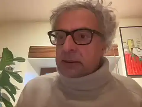 Snapshot of chtentation chatting on February 3, 7:24 am chtentation online show from February 3, 7:24 am