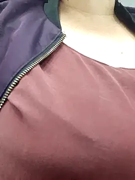 Kimkhaepretty online show from December 17, 5:02 am