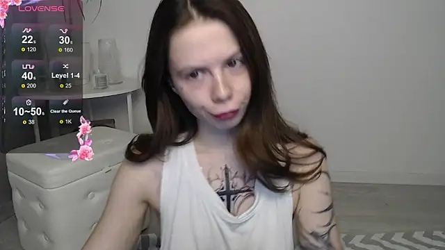 Snapshot of BellaAbey chatting on January 9, 7:04 pm BellaAbey online show from January 9, 7:04 pm