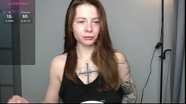 Snapshot of BellaAbey chatting on February 18, 5:09 pm BellaAbey online show from February 18, 5:09 pm