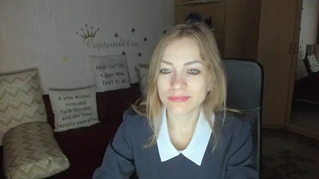 Tiffany Bates online show from October 12, 3:16 am