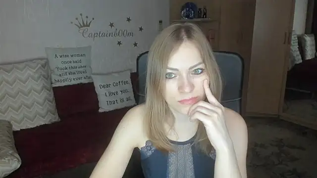 Tiffany Bates online show from November 4, 3:16 am