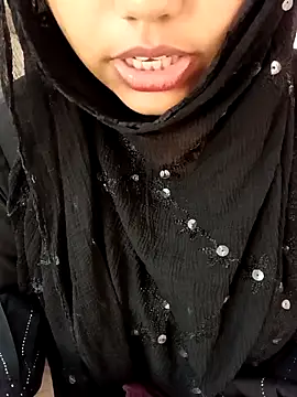 Snapshot of Miss_Rose__ chatting on October 29, 11:45 am Miss Rose online show from October 29, 11:45 am