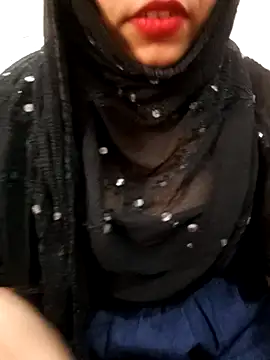 Snapshot of Miss_Rose__ chatting on November 19, 7:41 am Miss Rose online show from November 19, 7:41 am