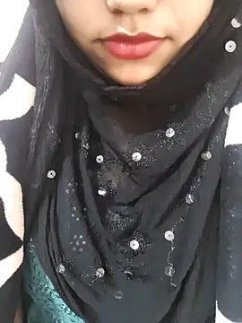 Snapshot of Miss_Rose__ chatting on December 14, 9:14 am Miss Rose online show from December 14, 9:14 am