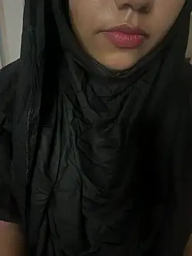Snapshot of Miss_Rose__ chatting on July 6, 8:11 am Miss Rose online show from July 6, 8:11 am