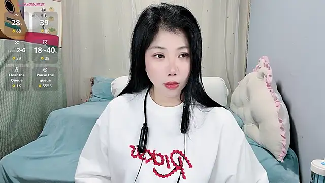 Snapshot of Huanhuan- chatting on October 5, 5:39 am Huanhuan- online show from October 5, 5:39 am