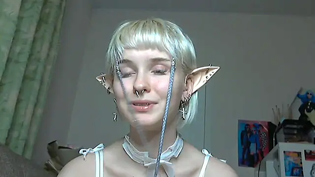 Paradoxy  online show from December 19, 9:11 pm