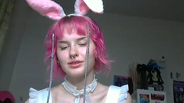 Paradoxy  online show from March 30, 8:10 pm