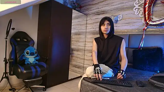 Lovers 21 online show from February 19, 4:08 am