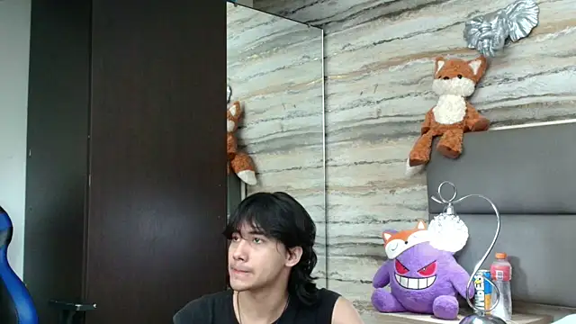Snapshot of Lovers_21 chatting on April 13, 4:40 am Lovers 21 online show from April 13, 4:40 am