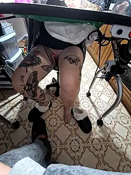 Snapshot of candymaxxx chatting on November 20, 6:40 pm candymaxxx online show from November 20, 6:40 pm