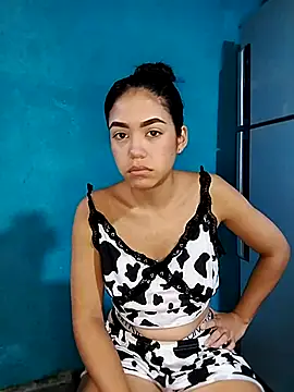 fabulousgirl online show from November 9, 6:44 am