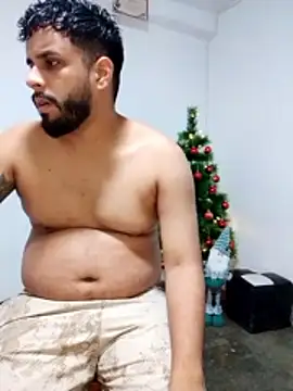 fabulousgirl online show from December 14, 5:02 am