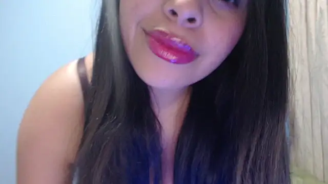 Snapshot of violeta_47 chatting on October 3, 12:13 pm violeta 47 online show from October 3, 12:13 pm