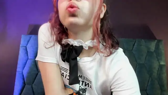 sophie blaake online show from March 28, 3:28 am