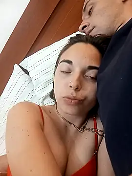 Snapshot of CrisHot202 chatting on October 28, 5:15 pm CrisHot202 online show from October 28, 5:15 pm