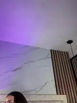 Honey noir online show from December 16, 7:52 pm