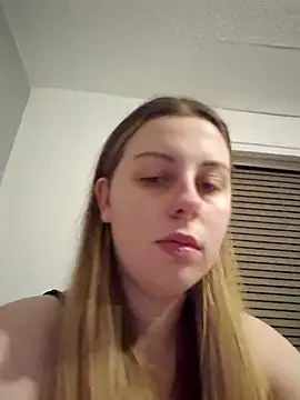 Brutal brunettexx online show from October 6, 9:45 pm