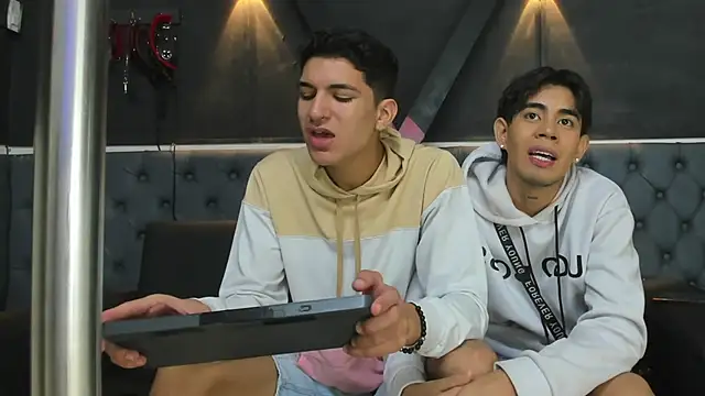 Stiben boy online show from November 8, 4:23 am