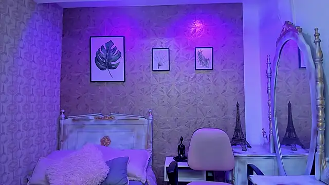 Megane whitte online show from October 21, 4:02 am