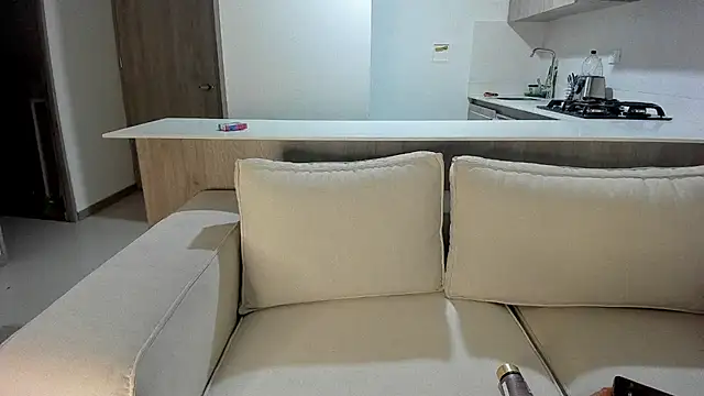 Snapshot of val69_ chatting on October 9, 11:36 pm val69  online show from October 9, 11:36 pm