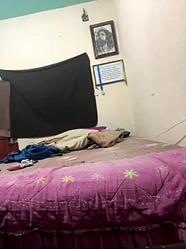 Sk3m veryhot online show from December 14, 3:23 am