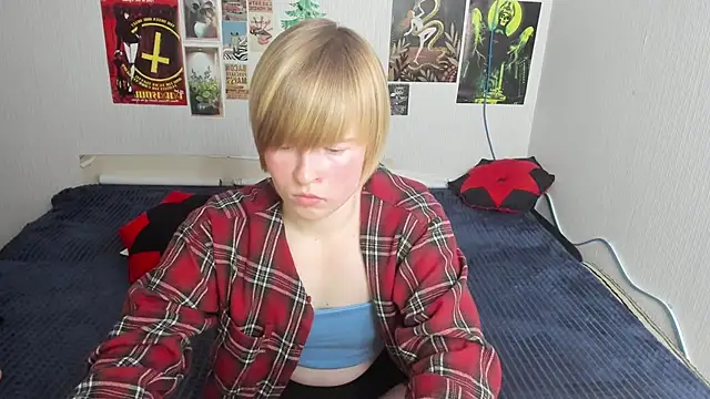 Cattie w  online show from February 24, 1:14 am