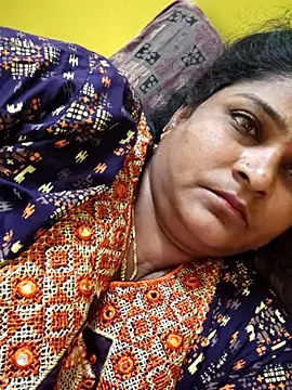 navyasree143 online show from October 20, 10:43 pm