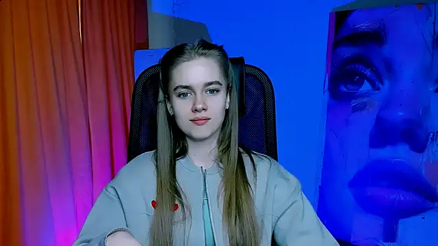 JuneWoods online show from March 18, 7:22 am