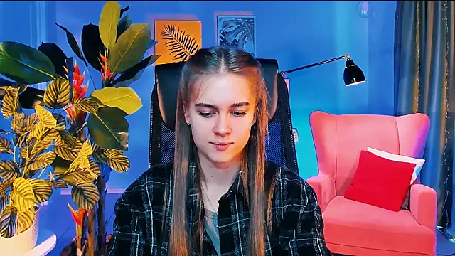 JuneWoods online show from April 2, 7:17 am