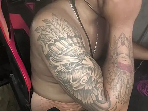 gtzmoreno online show from December 1, 6:02 pm