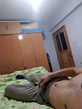 herkes26 online show from January 7, 8:00 pm