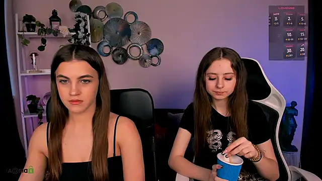 rebecca smile online show from March 19, 1:15 pm