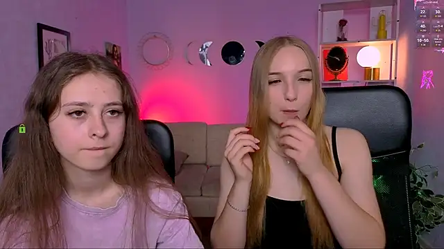 Snapshot of rebecca_smile chatting on June 17, 12:29 pm rebecca smile online show from June 17, 12:29 pm