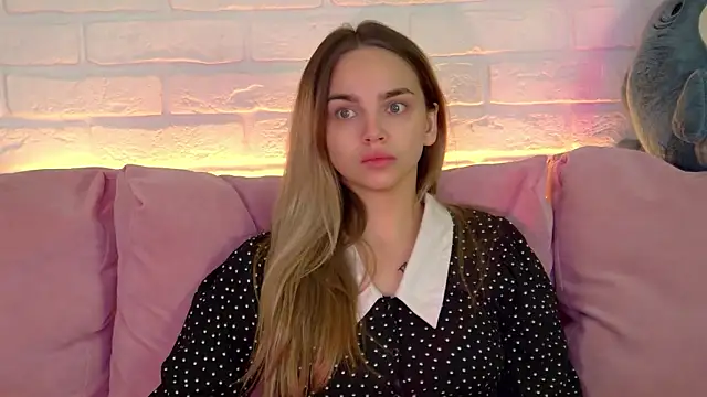 AnitaVenture online show from October 16, 4:13 am