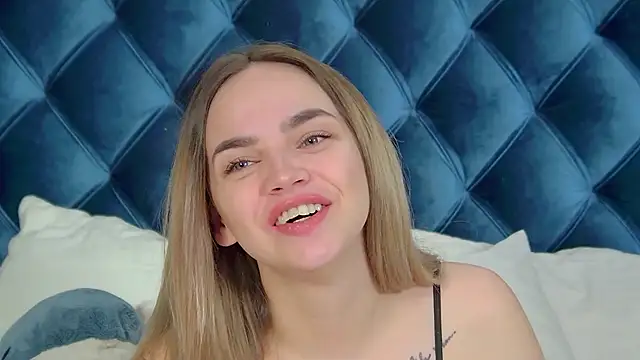 AnitaVenture online show from November 5, 4:23 am