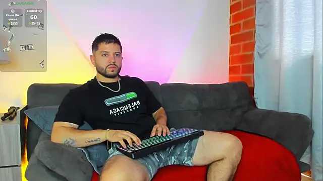 TomSloam online show from October 15, 1:00 pm