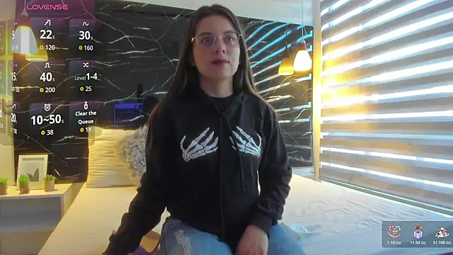 Snapshot of ZOE_LE chatting on October 22, 11:32 am ZOE LE online show from October 22, 11:32 am