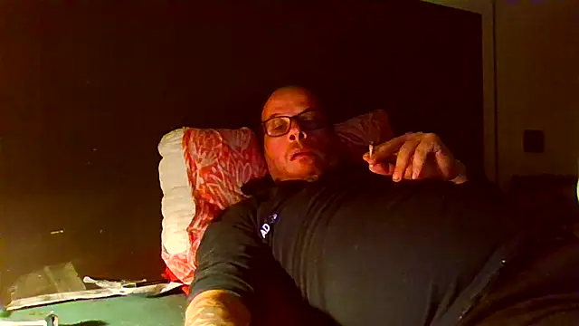 ilmilanese76 online show from October 25, 12:40 am