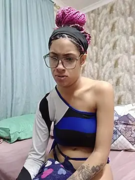 Sexyyeyes244 online show from July 24, 12:58 pm