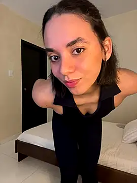 Snapshot of Capricho_01 chatting on October 20, 12:38 pm Capricho 01 online show from October 20, 12:38 pm