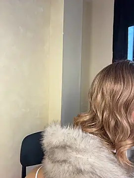 Snapshot of Capricho_01 chatting on February 11, 6:02 pm Capricho 01 online show from February 11, 6:02 pm