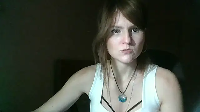 Snapshot of Arivonne chatting on March 28, 6:51 pm Arivonne online show from March 28, 6:51 pm